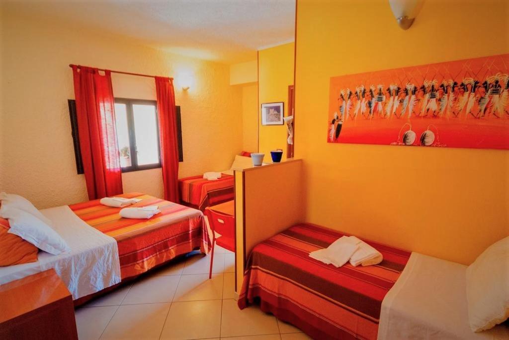 Sunset B&b/apartments 3*